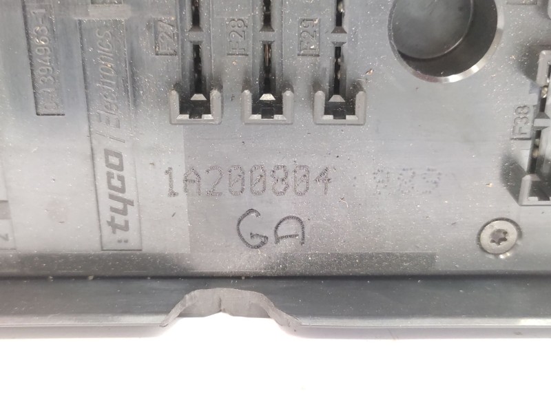 Caja Reles / Fusibles 1k0937124k  - Seat Toledo Iii (5p2) 1.9 Tdi 5