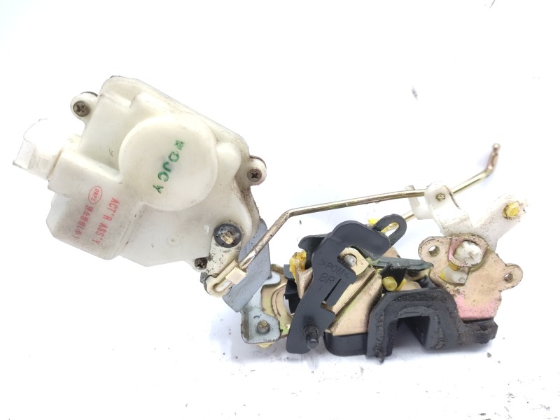 Cerradura Puerta Trasera Derecha 814202d001  - Hyundai Elantra (xd) 2.0 Crdi Cat 2