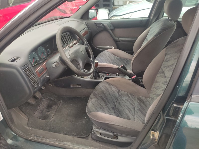 citroën xantia berlina del año 2000